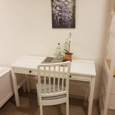 & Cafe Goeller 酒店 罗滕堡