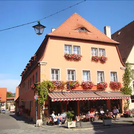 & Cafe Goeller 2*