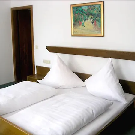 & Cafe Goeller Hotel 2*