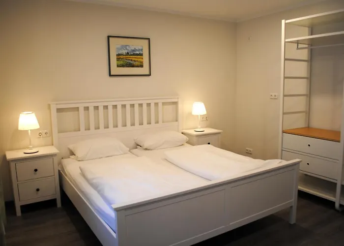 Hotel & Cafe Goeller 2*