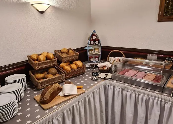 & Cafe Goeller Hotel Rothenburg ob der Tauber